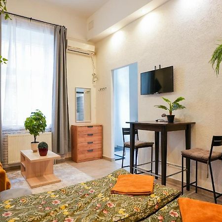 Instant Ruinbar Central Premium Apartment B Budapeste Exterior foto